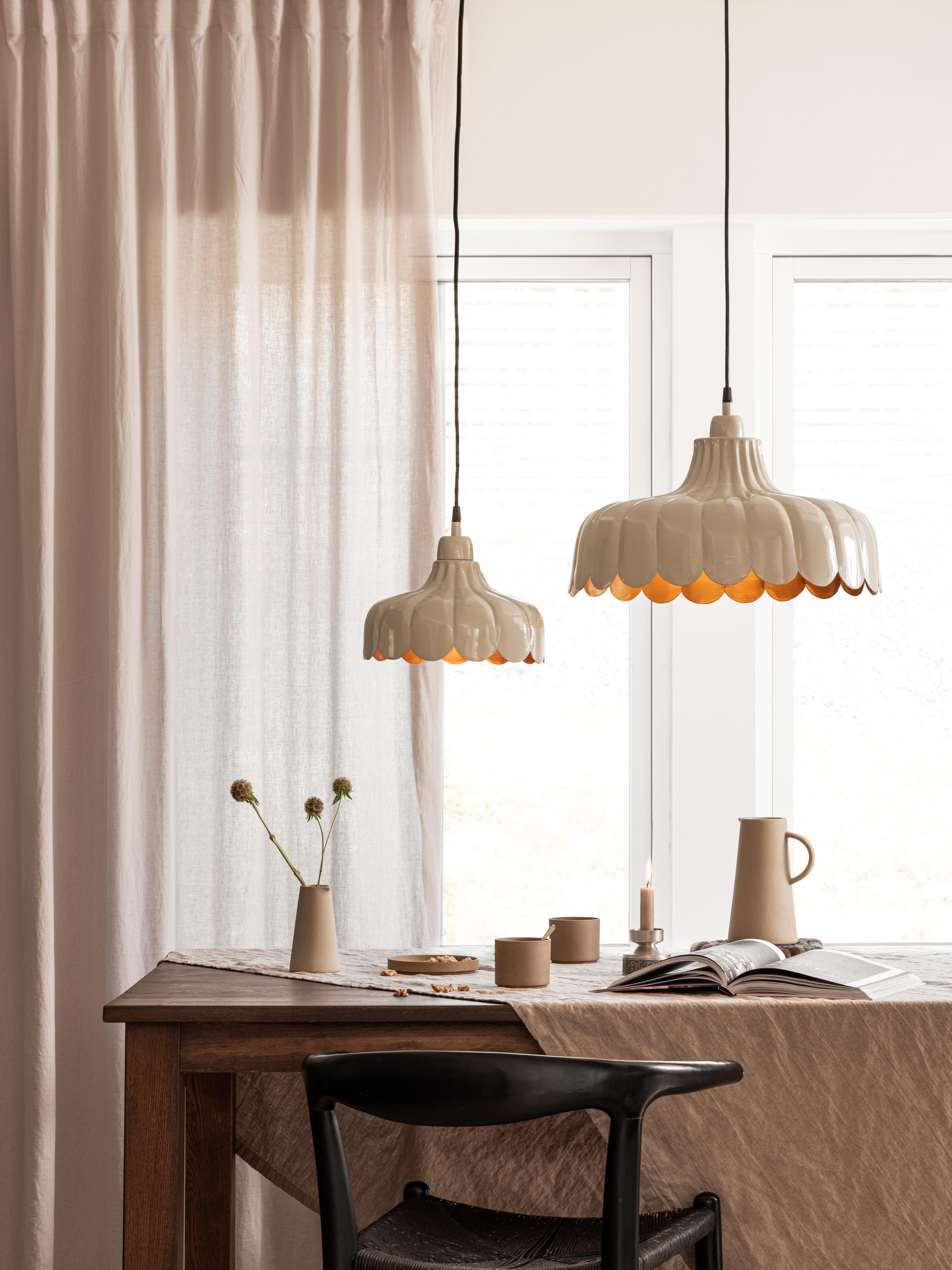 Wells kattovalaisin beige/kulta 43 cm