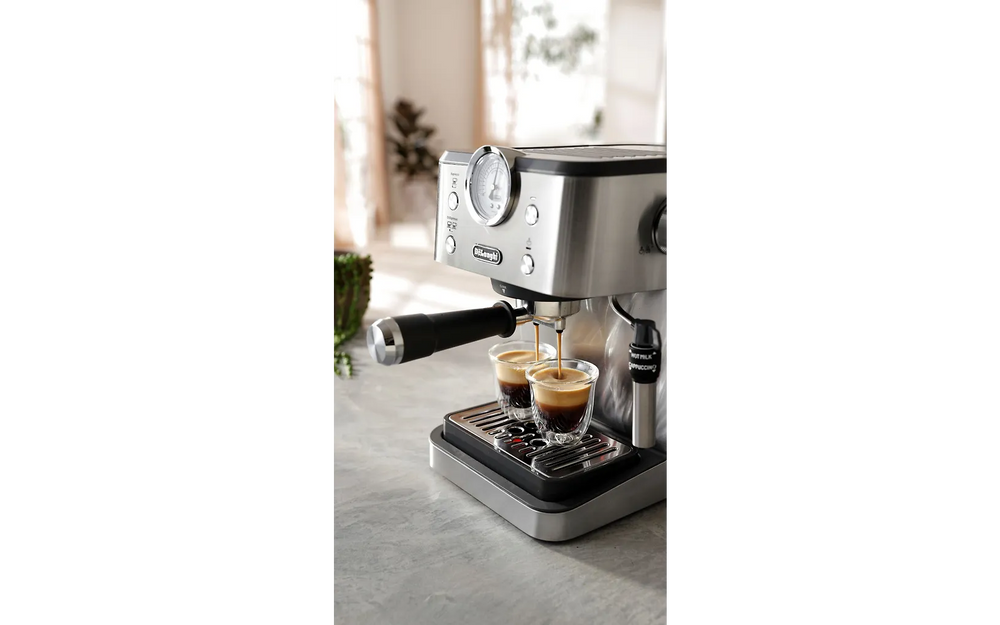 DeLonghi Classic espressokeitin (EM450.M)