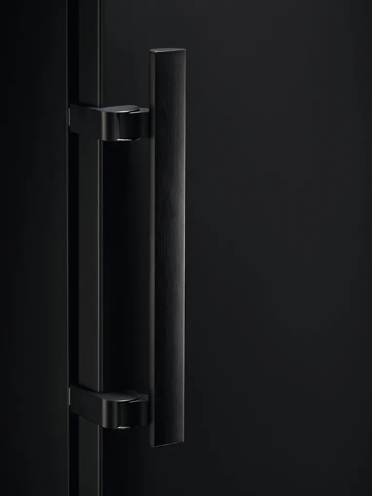 Electrolux ERS3DE39K jääkaappi, musta