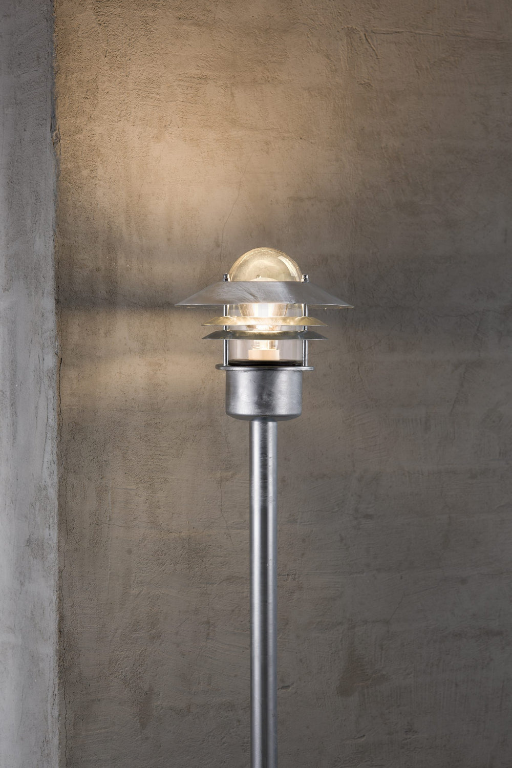 Blokhus pollare galvaniserat stål