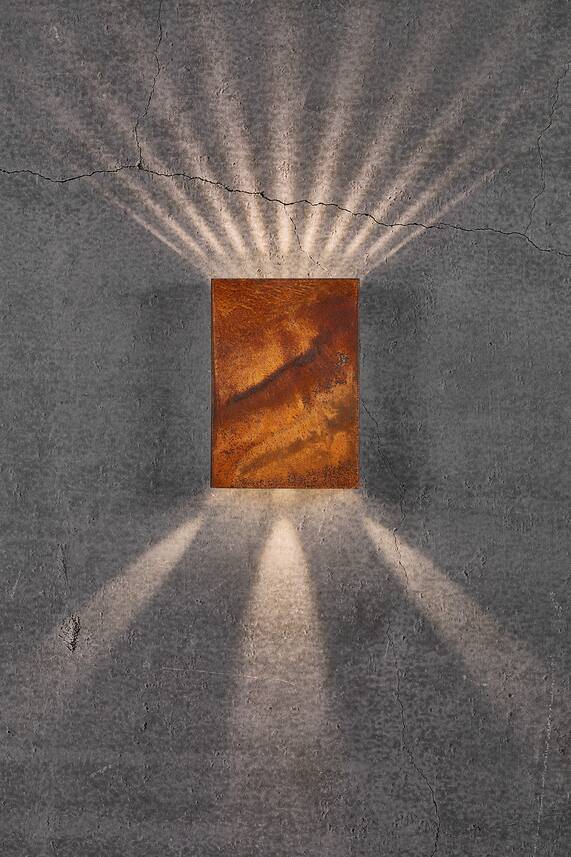 Fold 15 IP54 seinävalaisin corten