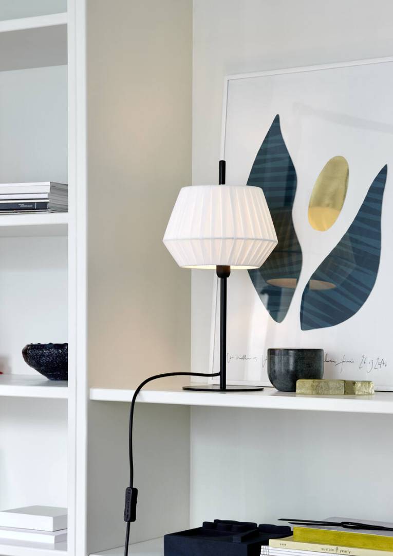 Nordlux Dicte pöytävalaisin valkoinen