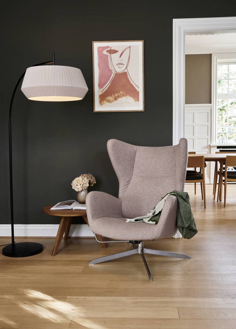 Dicte golvarmatur beige