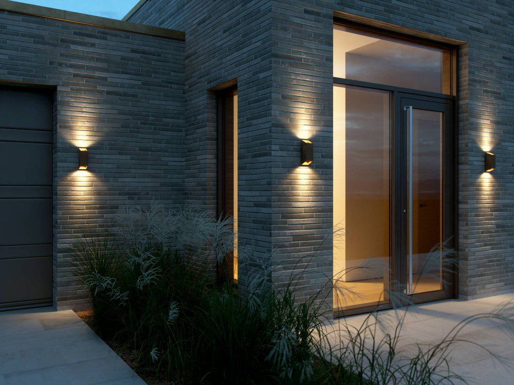 Nico Square 22 seinävalaisin ruoste