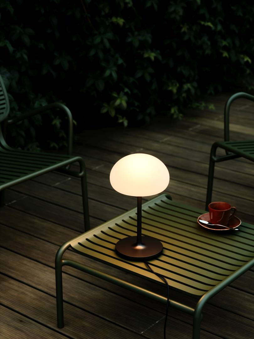 Sponge On A Stick uppladdningsbar LED-lampa svart