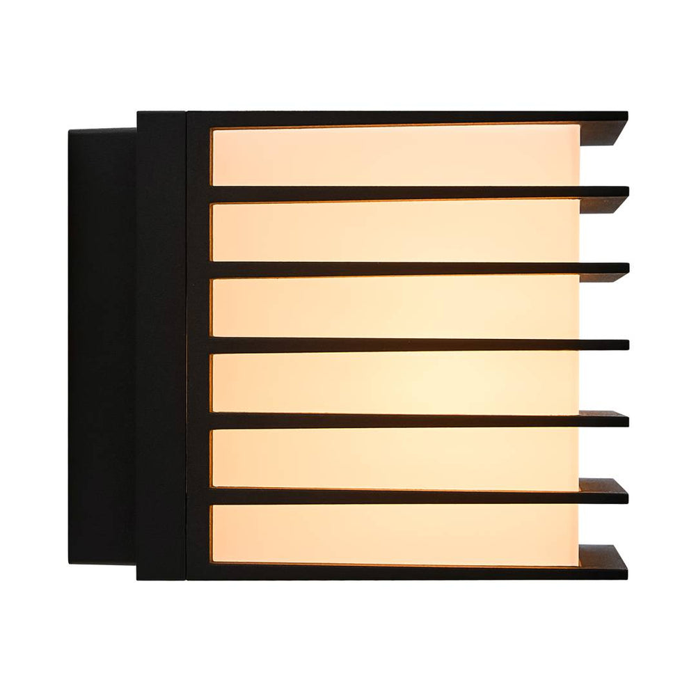 Fluctus 13 seinävalaisin musta