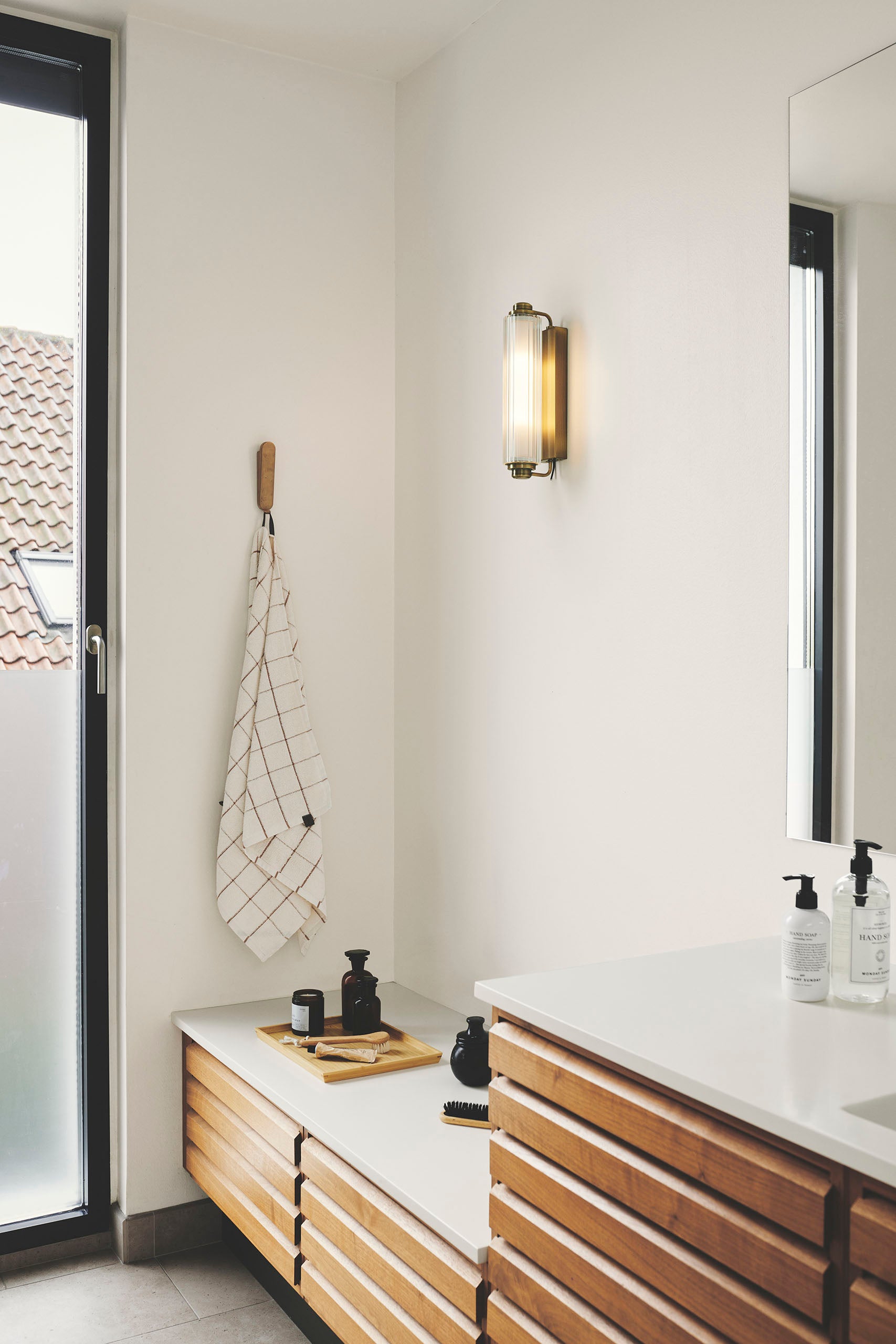 Nimal Double vägglampa mässing