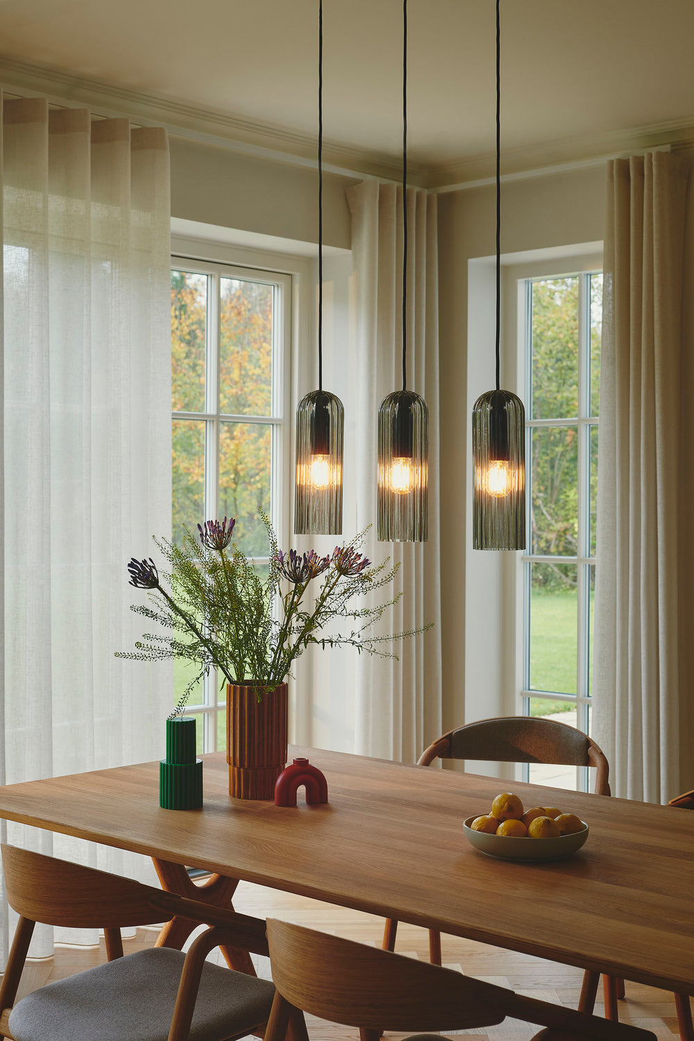 Miella 3-osainen riippuvalaisin savunharmaa