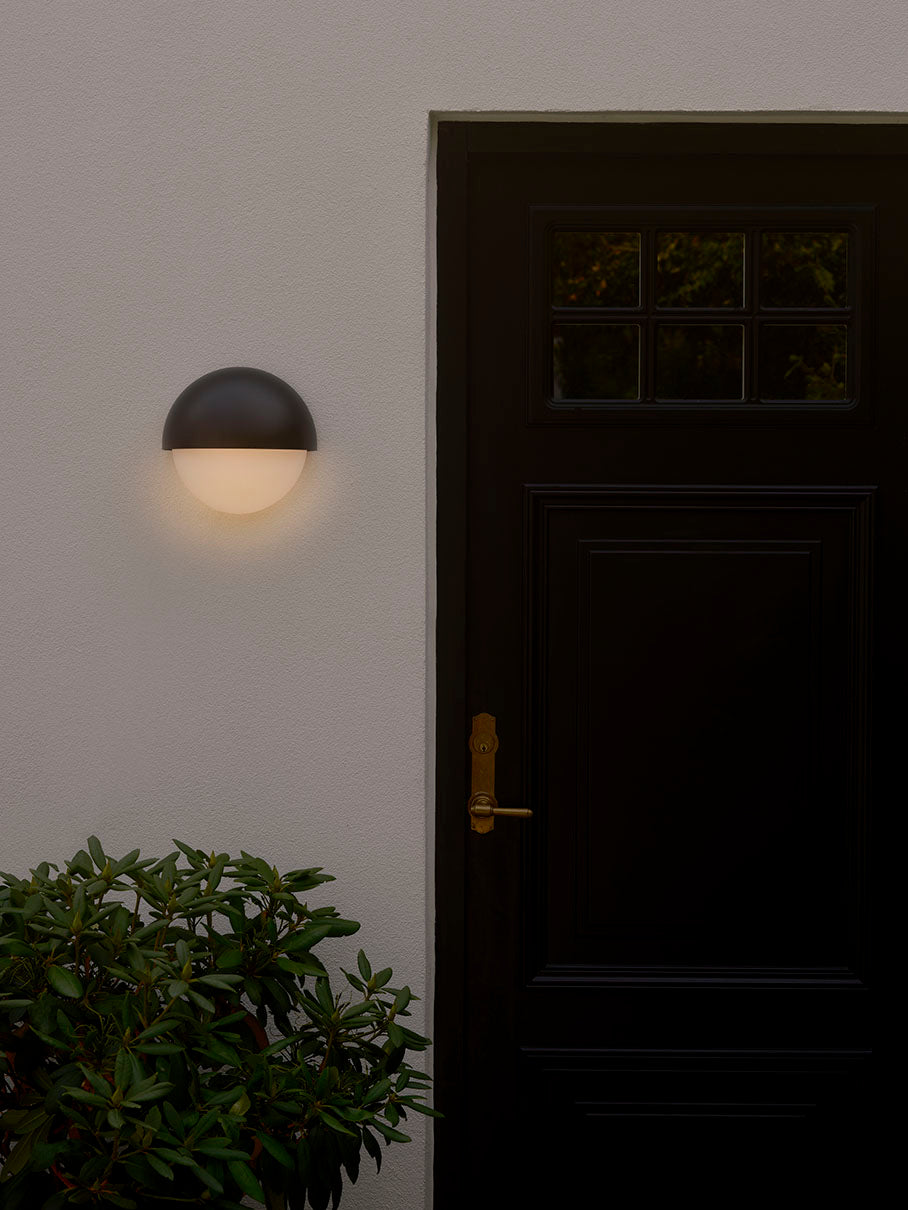 Scorpius Maxi Round vägglampa svart