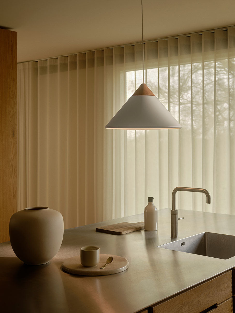 Kinto riippuvalaisin valkoinen