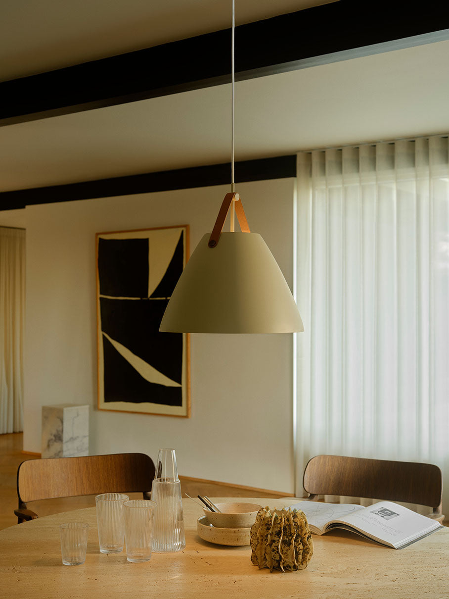 Strap 36 riippuvalaisin hiekka