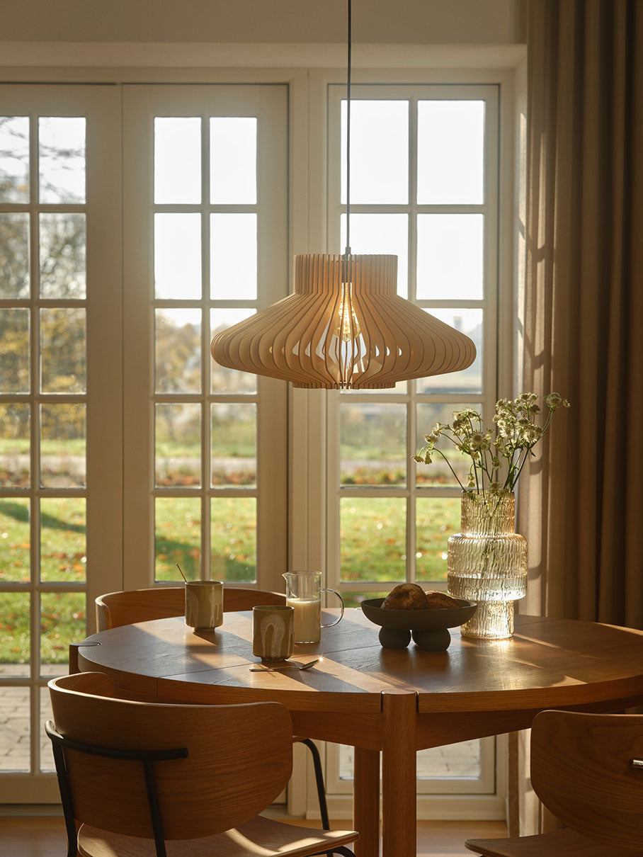 Manago riippuvalaisin natural