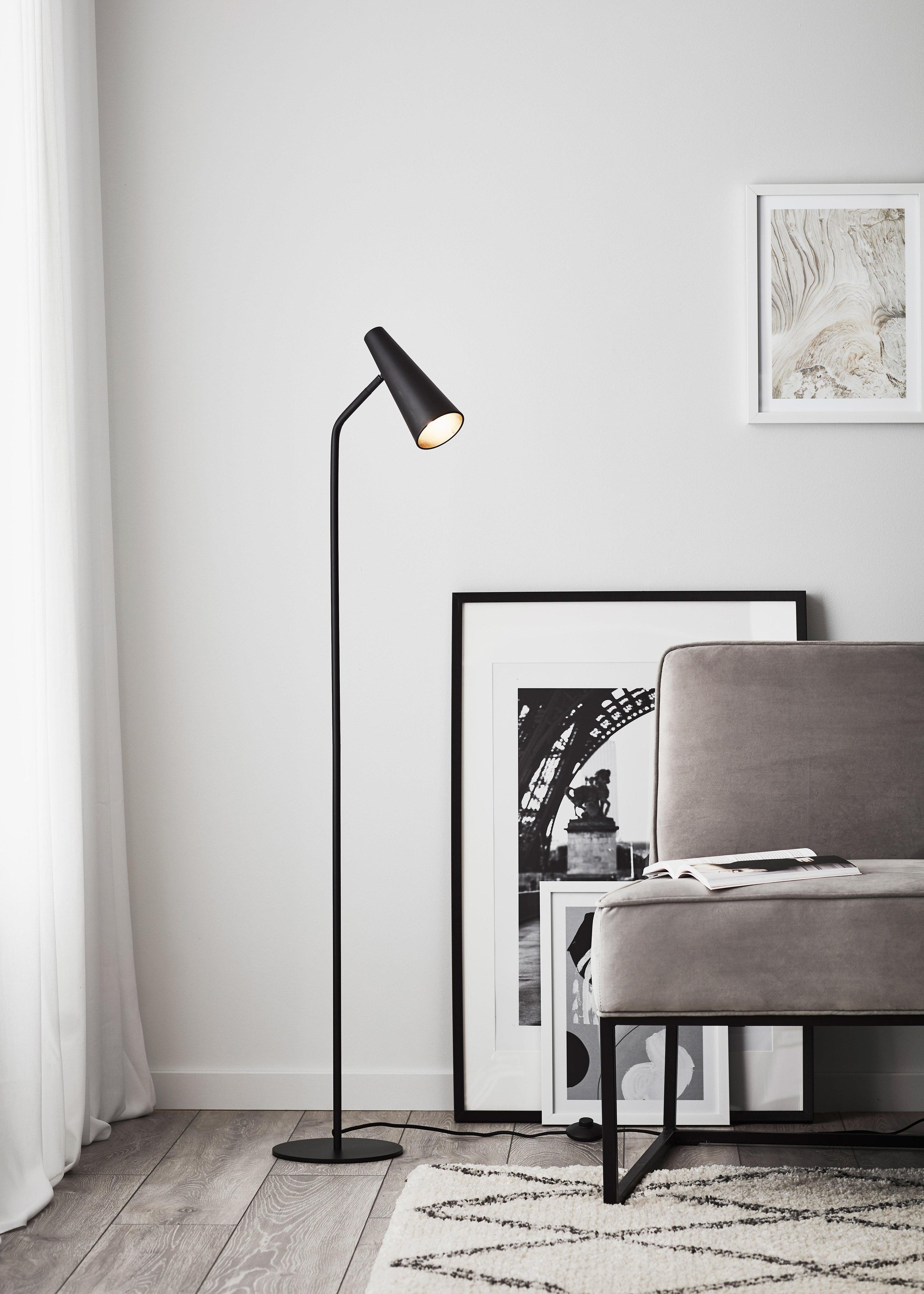PEAK golvlampa 1L Black