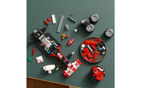 LEGO Icons 11375 Ferrari F2004 ja Michael Schumacher – kuva 4