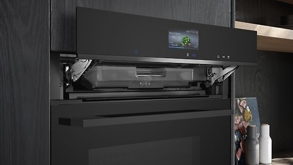 Siemens HR776G3B1 iQ700 uuni lisähöyrytoiminnolla, 60 x 60 cm, musta