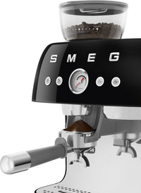 Smeg EGF03BLEU -espressokeitin kahvimyllyllä, musta 7