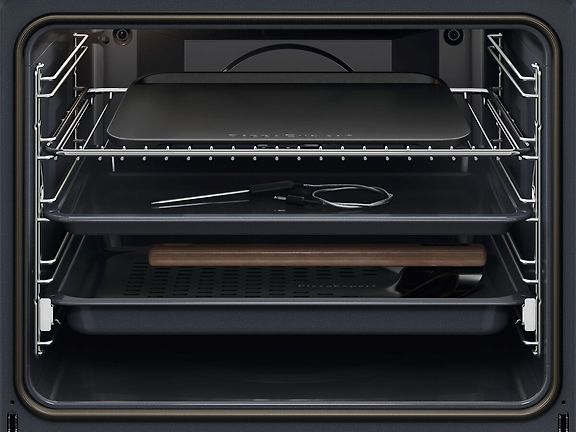 AEG BP7NB00 7000 MealAssist PizzaExpert kalusteuuni, musta