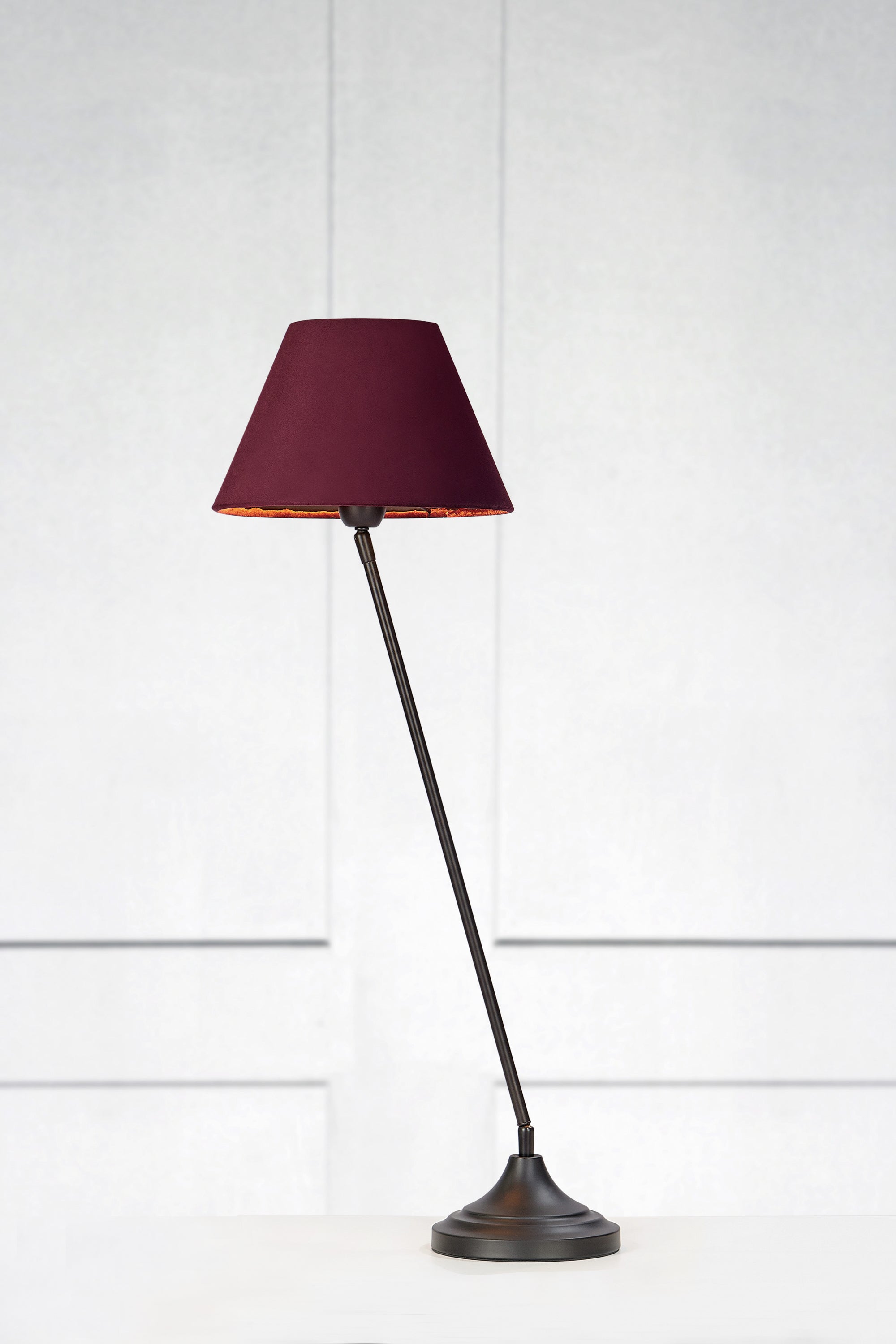 GARDA bordslampa 1L Black/Purple