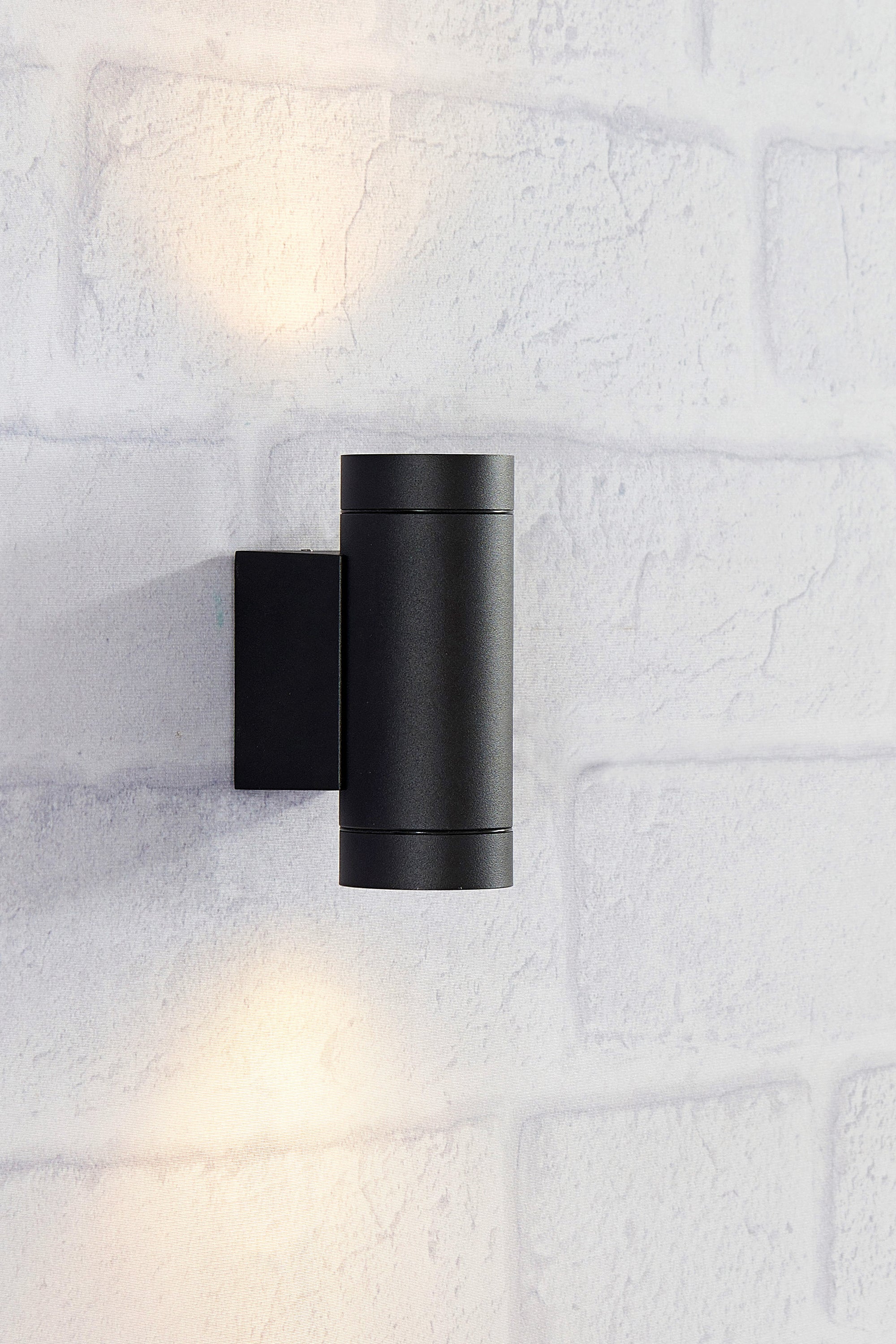 PIPE vägglampa 2L Black IP44