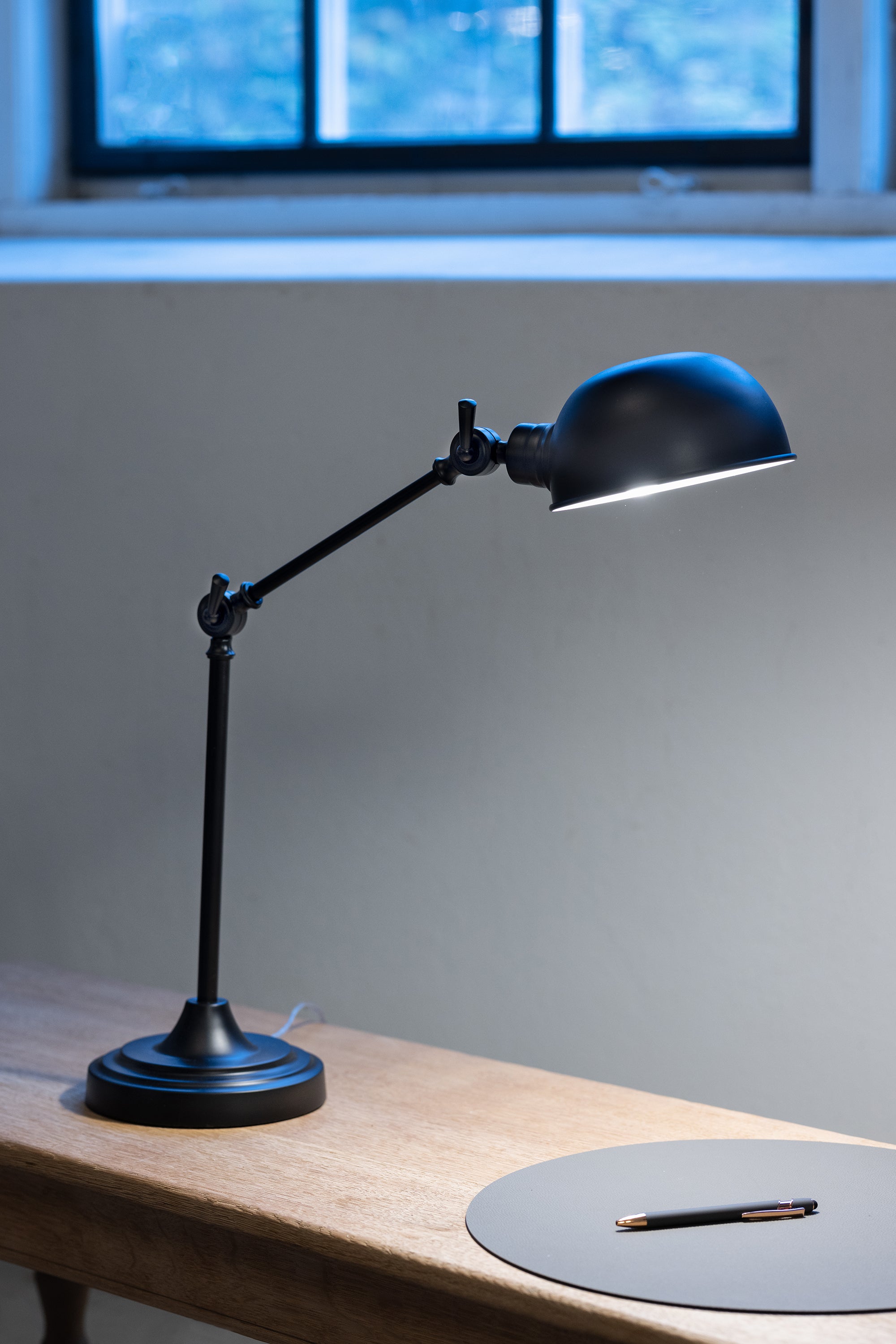PORTLAND bordslampa 1L Black