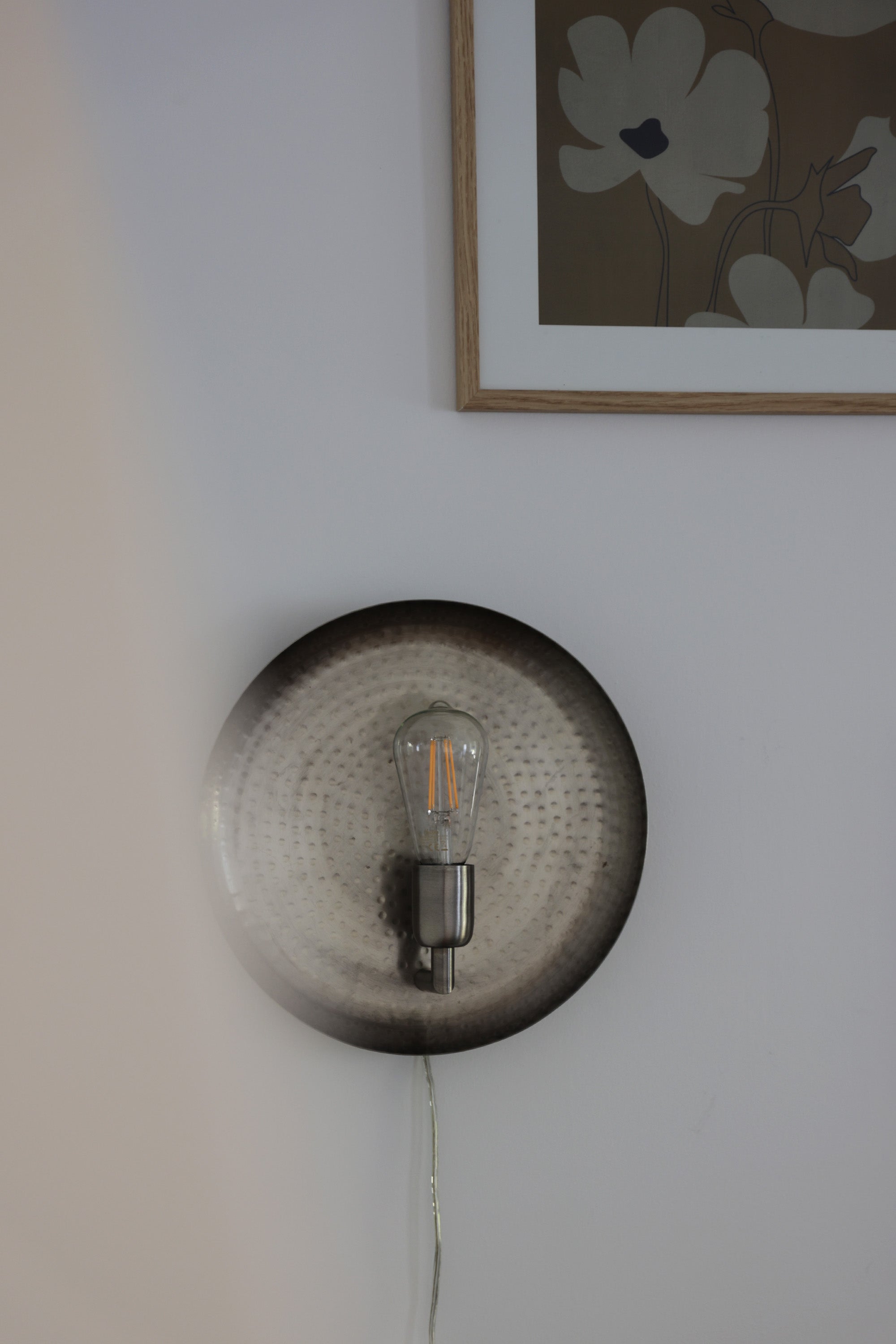 DOLIUM vägglampa 1L Antique Silver