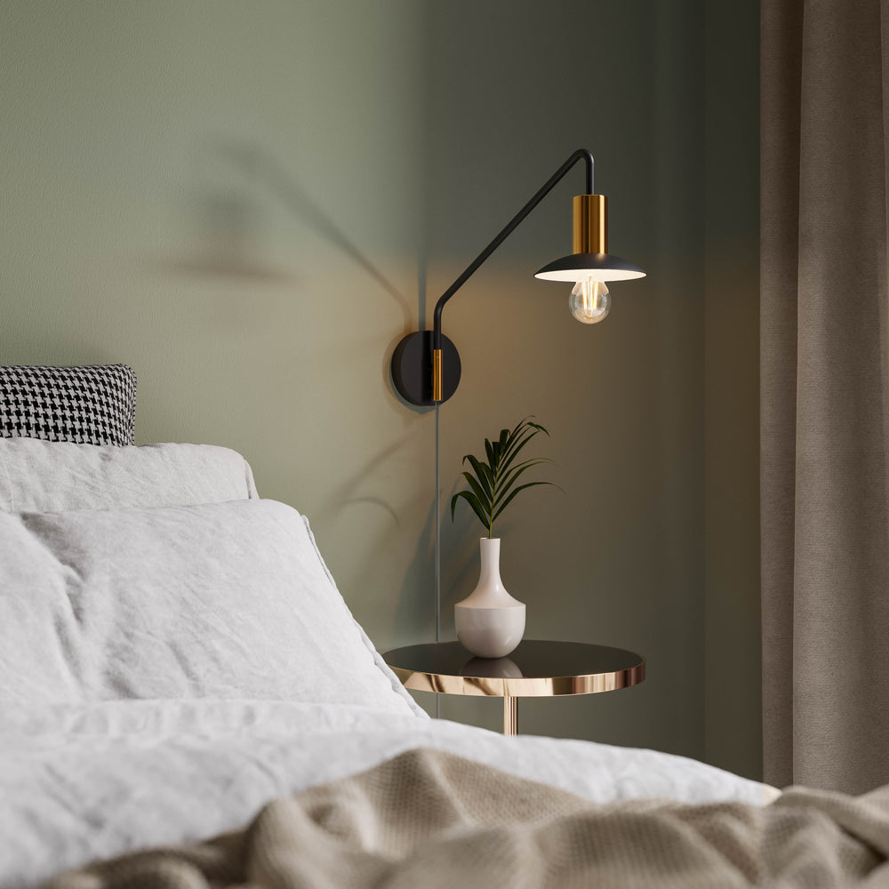 Quinn vägglampa kort