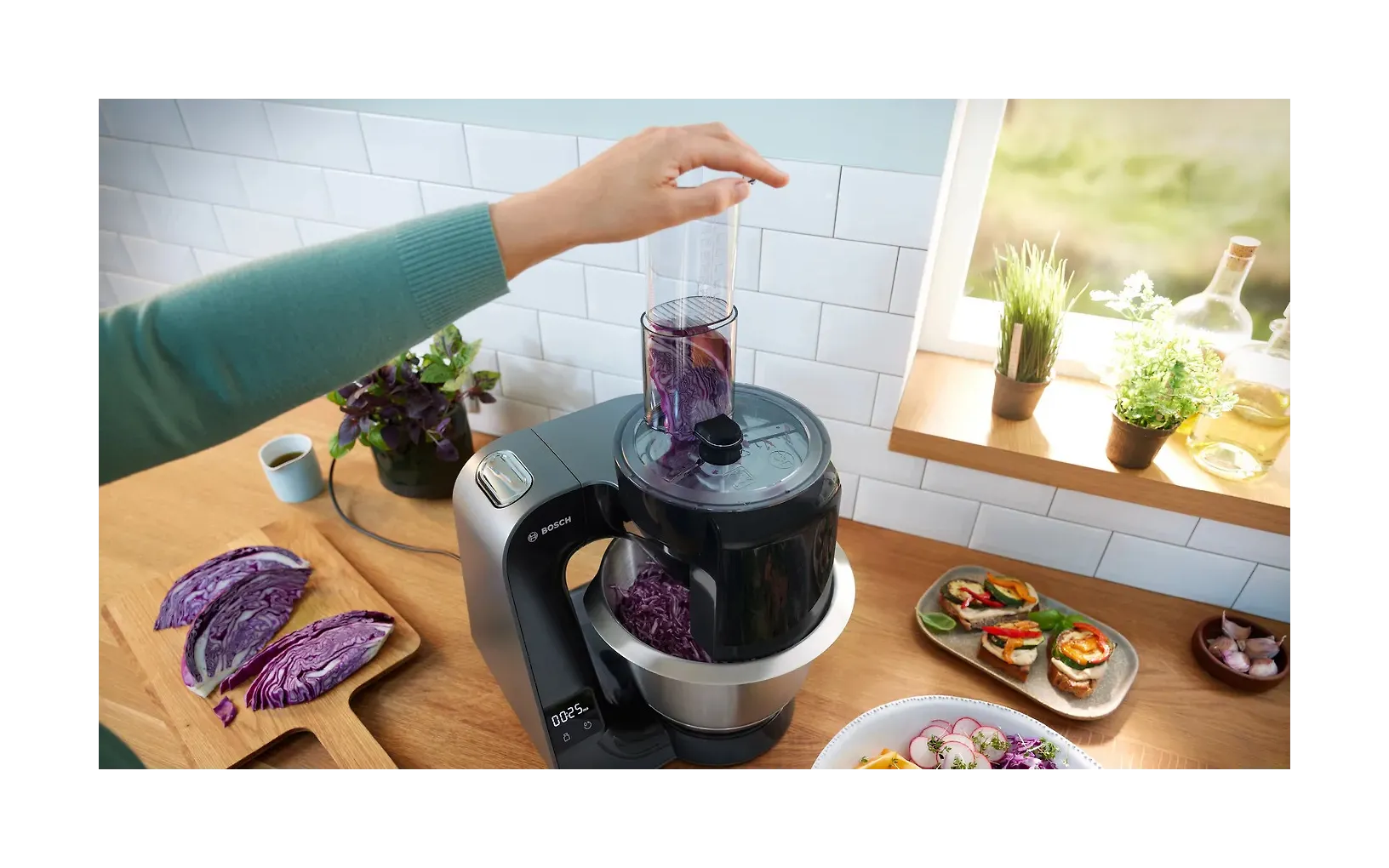 Bosch Serie 4 Assistent MUM5XC4E, svart