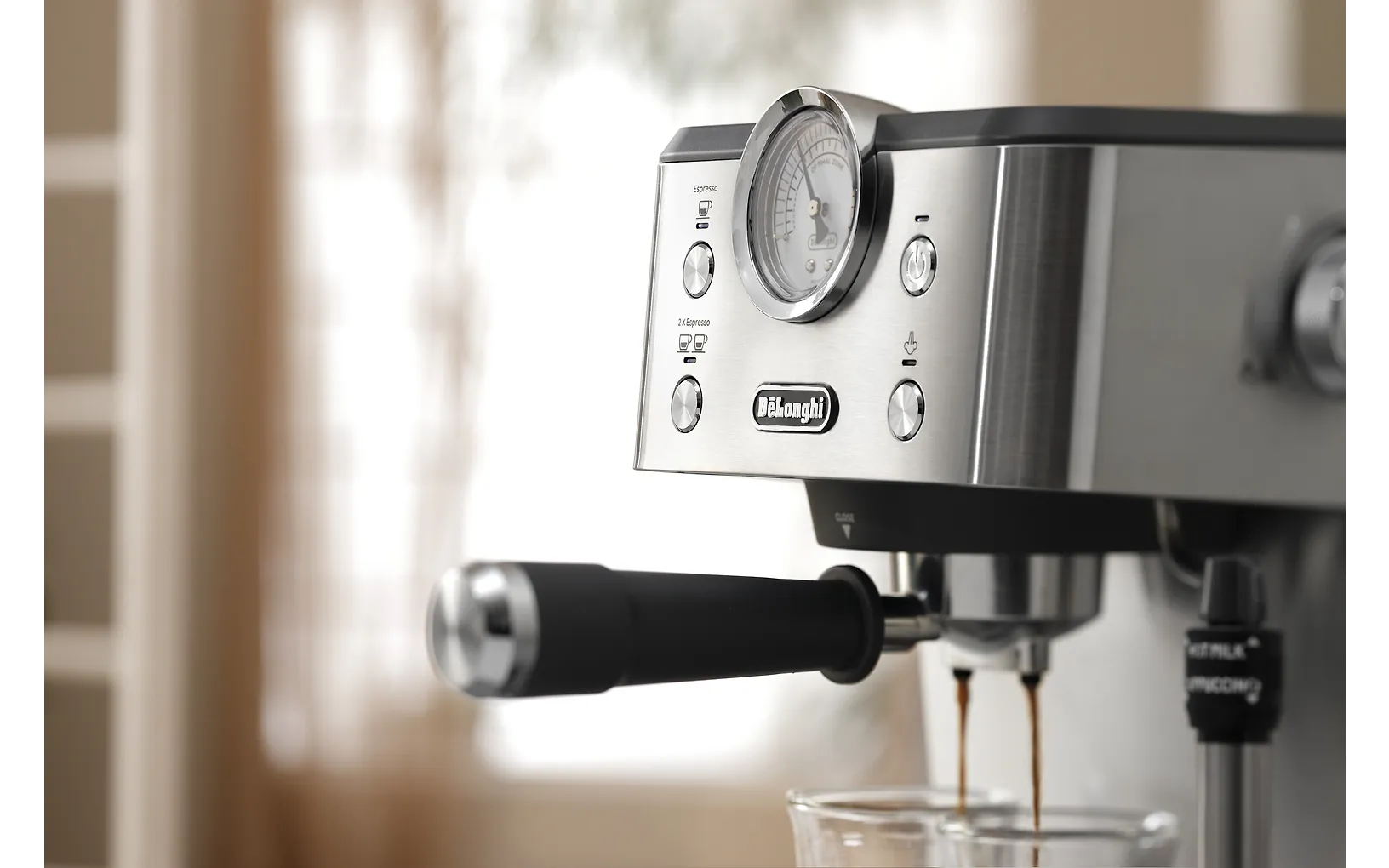 DeLonghi Classic espressomaskin (EM450.M)