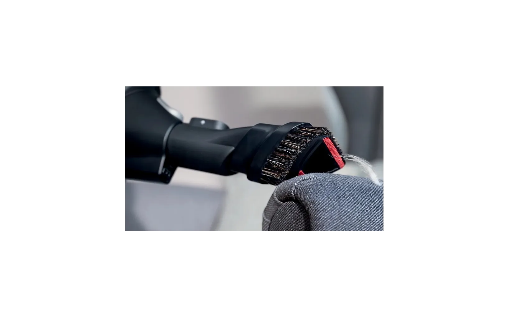 Bosch Unlimited 7 ProAnimal BCS711PET skaftdammsugare, röd