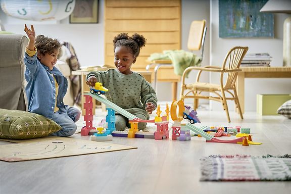 LEGO DUPLO Town 10478 – Luovat rampit ja ajoneuvot 3in1 – kuva 3
