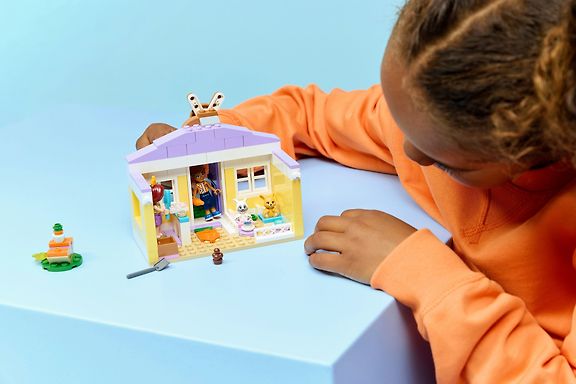 LEGO Friends 42679 Heartlake Cityn pupuhotelli