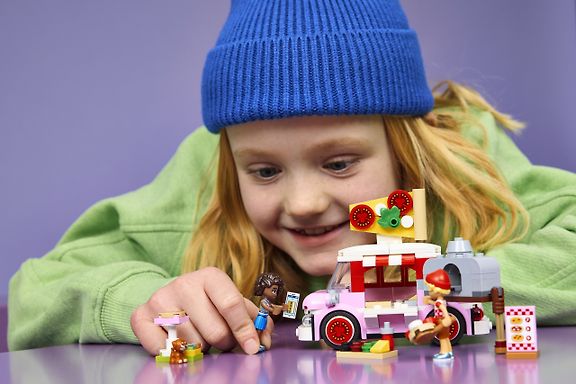 LEGO Friends 42694 – Pizza-auto