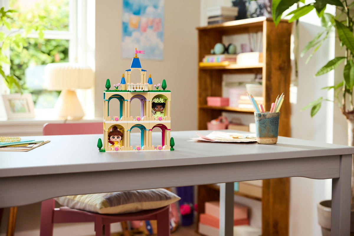 LEGO Disney Princess 43291 Bellen ja Tianan linna minikoossa – kuva 7