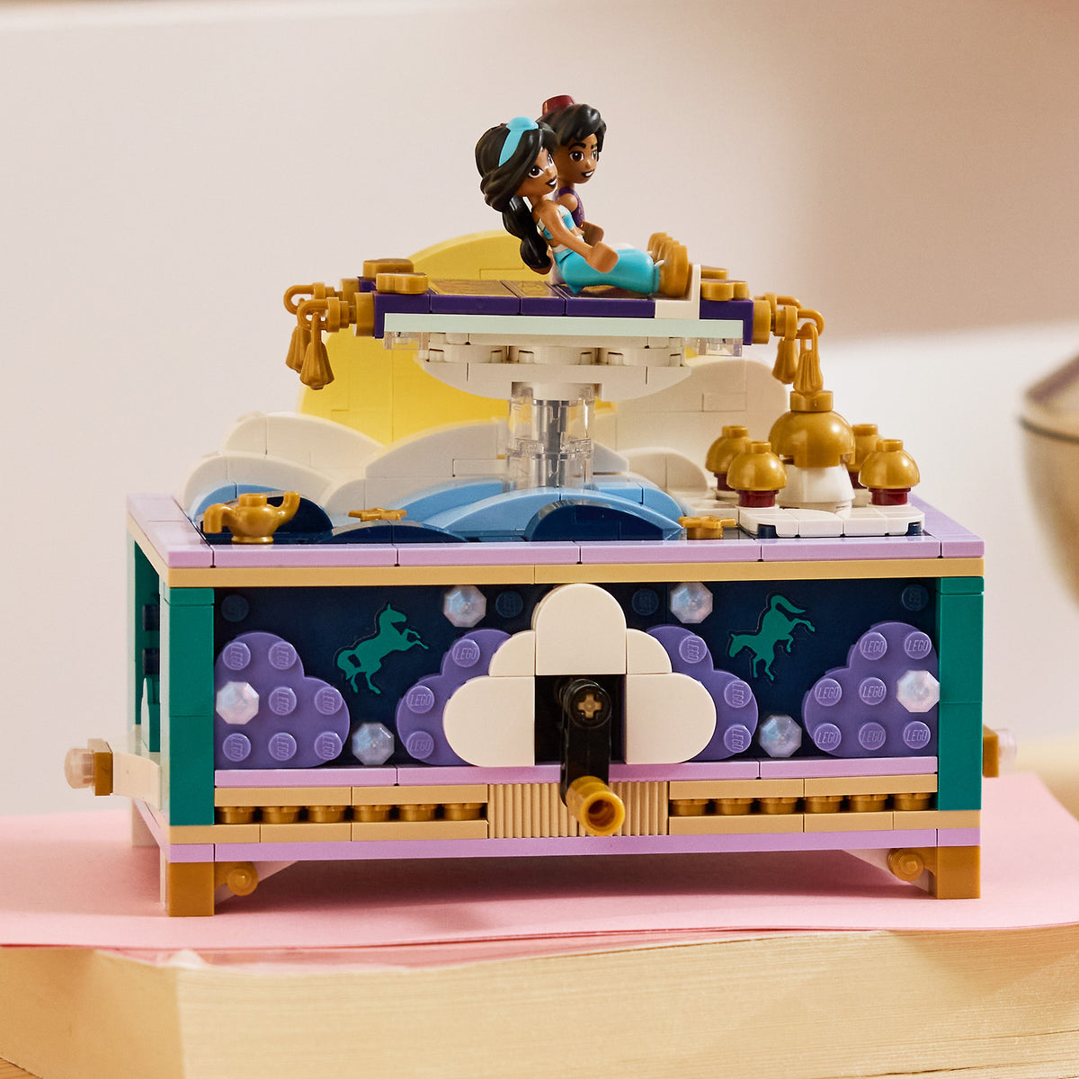 LEGO Disney Princess 43295 – Jasminen korurasia – kuva 5