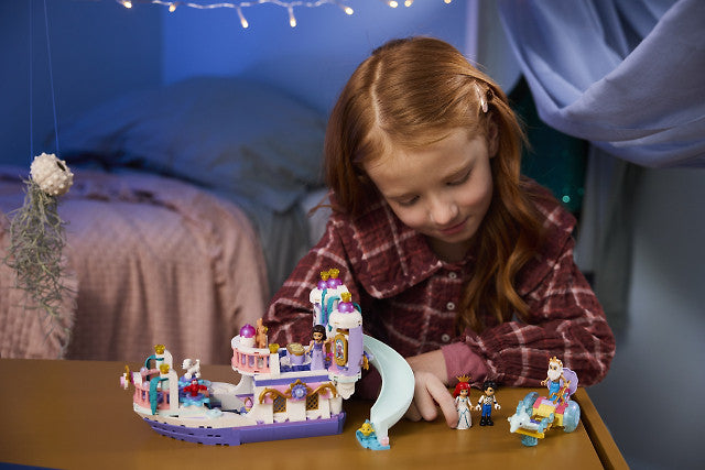 LEGO Disney Princess 43299 – Arielin kuninkaallinen häävene – kuva 8