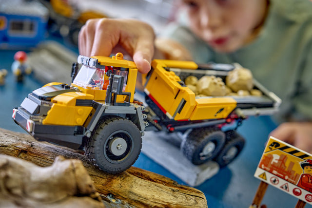 LEGO City Big Vehicles 60494 – Kippiauto ja etukuormaaja – kuva 6
