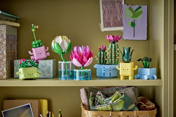 LEGO Botanicals 11511 - Lumpeet – kuva 9