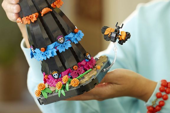 LEGO Ideas 21372 La Catrina – kuva 11