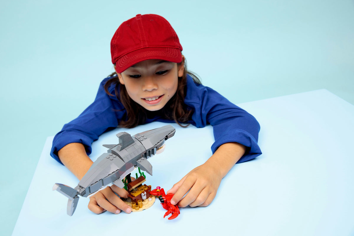 LEGO Creator 31381 Hurja hai ja aarrearkku 3in1 – kuva 7
