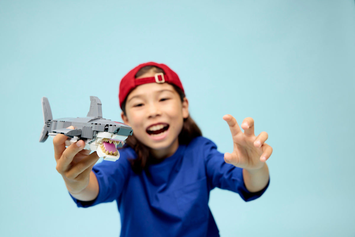 LEGO Creator 31381 Hurja hai ja aarrearkku 3in1 – kuva 5
