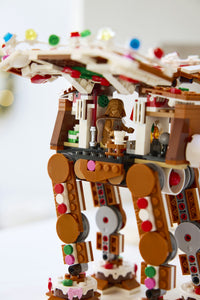 LEGO Star Wars 40806 AT-AT-talsija piparkakkuasussa – kuva 9