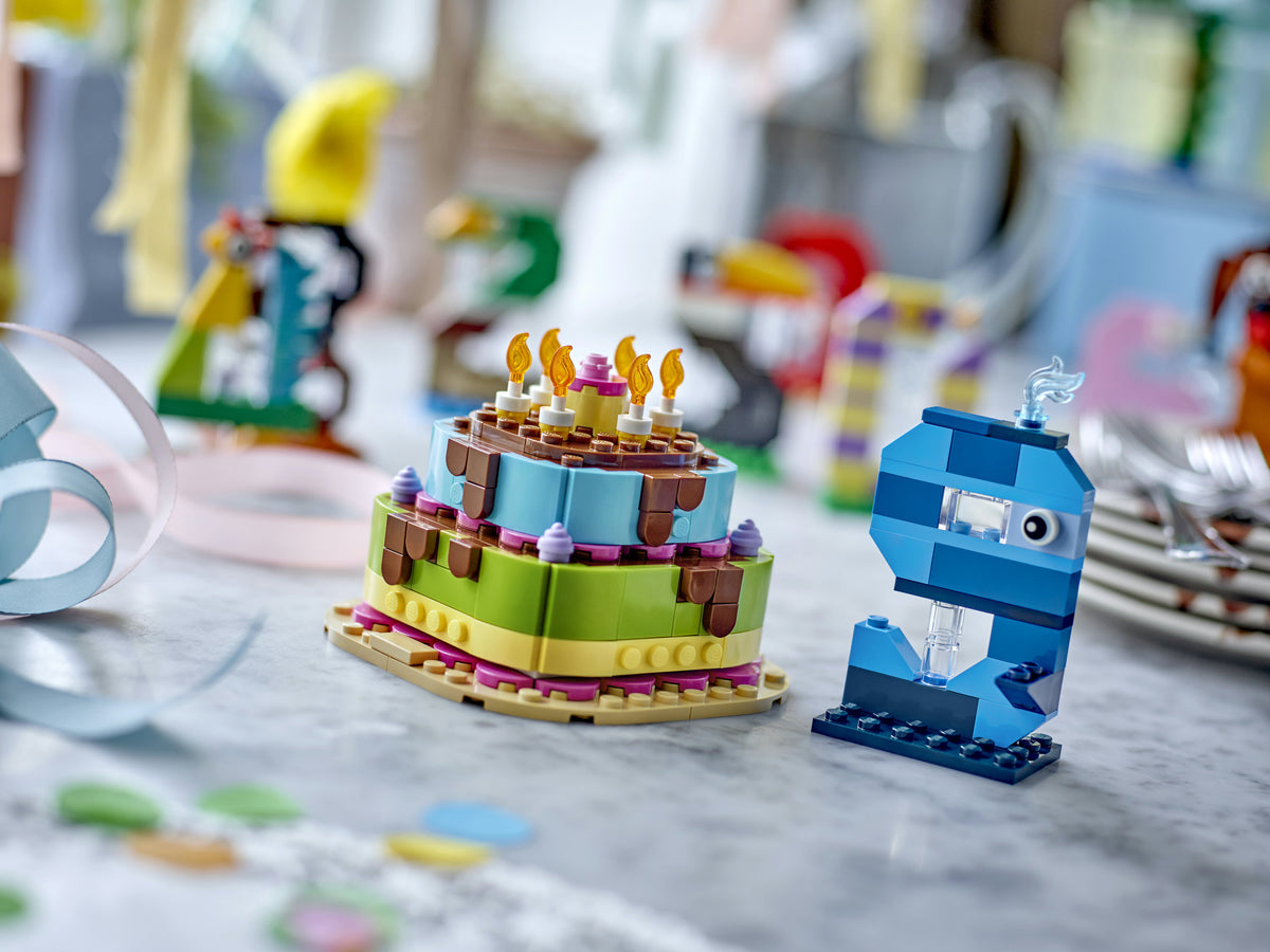 LEGO Seasons and Occasions 40815 - Synttärikakku