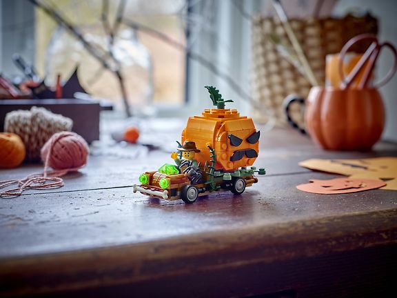 LEGO Seasons and Occasions 40822 Kurpitsalyhtyauto – kuva 10