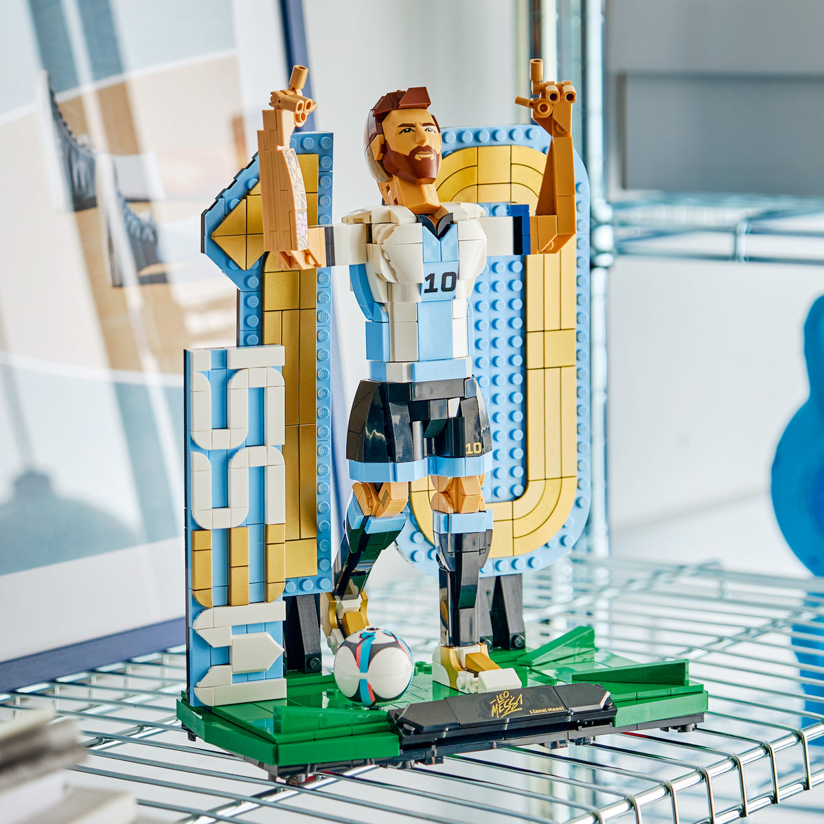 LEGO Editions 43015 Lionel Messi – jalkapallolegenda