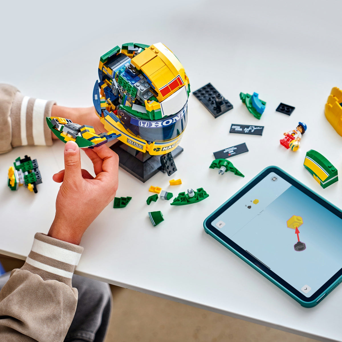 LEGO Editions Vehicles 43024 Kypärä - Ayrton Senna – kuva 7