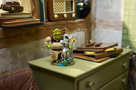 LEGO Shrek 72423: Shrek, Aasi ja Saapasjalkakissa – kuva 11