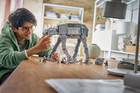 LEGO Star Wars 75454 - Imperiumin jäljelle jääneiden joukkojen AT-AT ja INT-4 – kuva 12