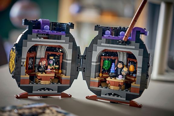 LEGO Harry Potter 76464 Noidankattila: Taikajuomien oppitunti – kuva 5