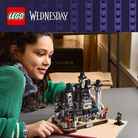 LEGO Wednesday 76788 – Kuunapäivän opisto – kuva 9