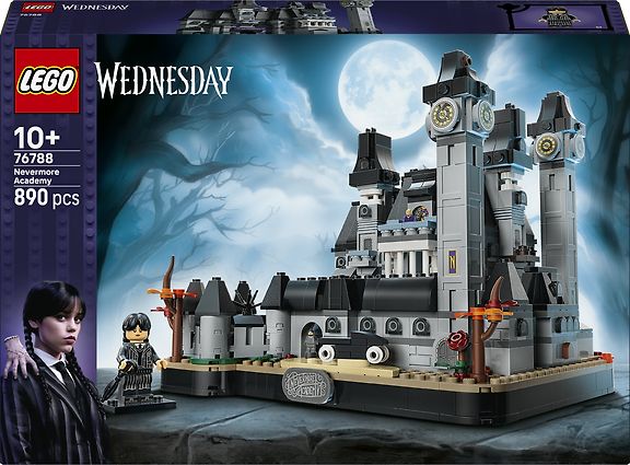 LEGO Wednesday 76788 – Kuunapäivän opisto – kuva 1